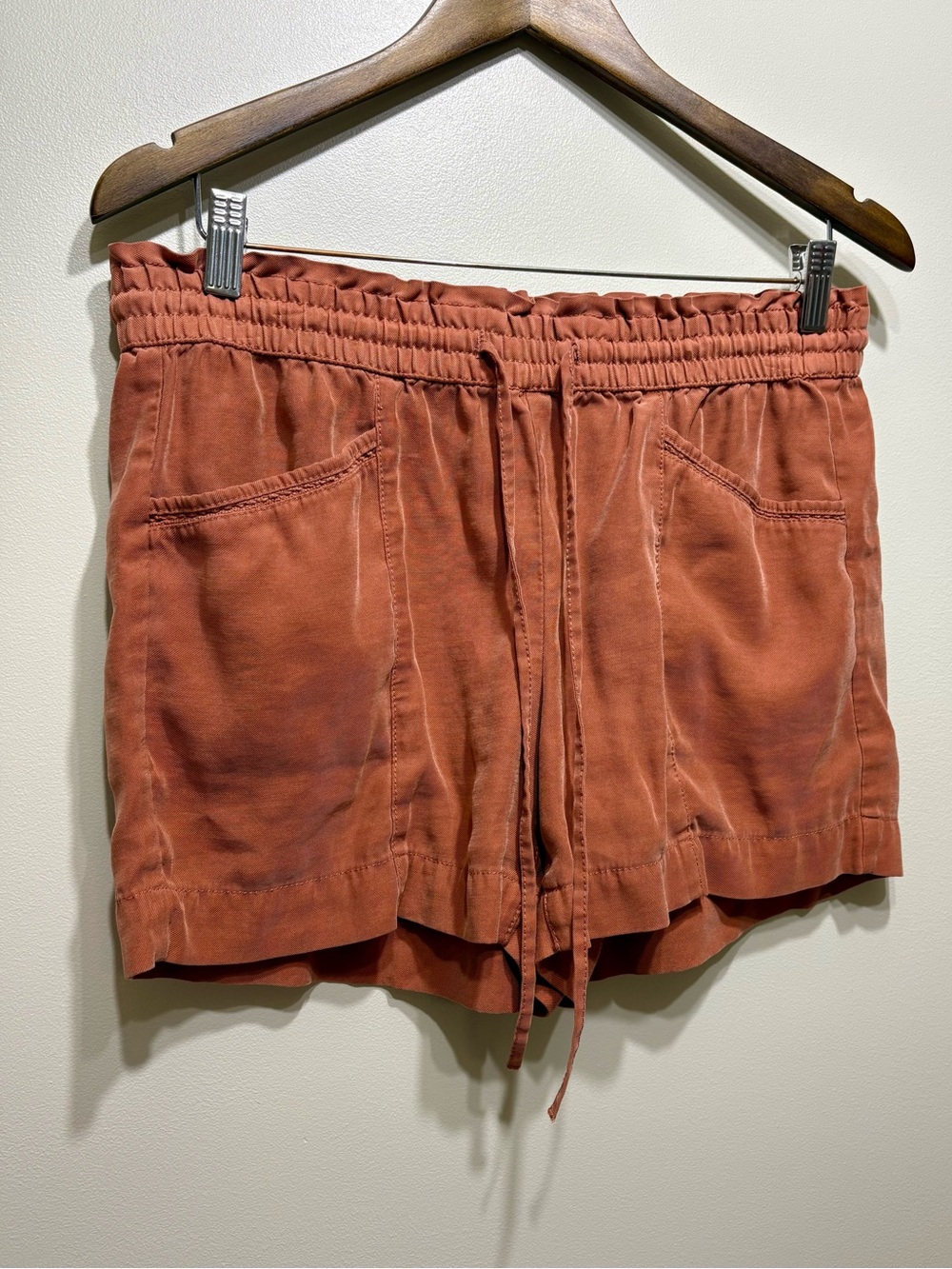 LOFT Women’s Rust High Rise Drawstring Relaxed Shorts Size Small - Picture 2 of 7